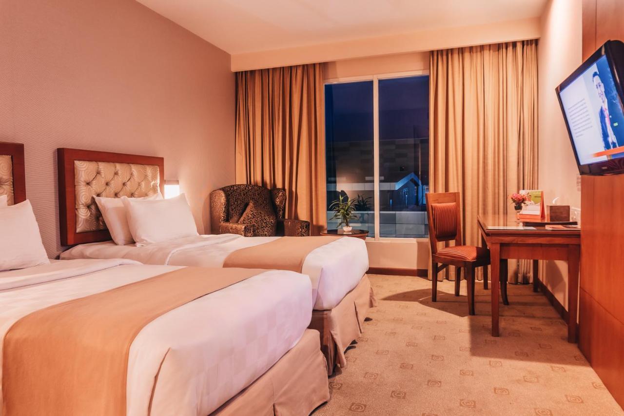 Swiss-Belinn Ska Pekanbaru Exterior foto